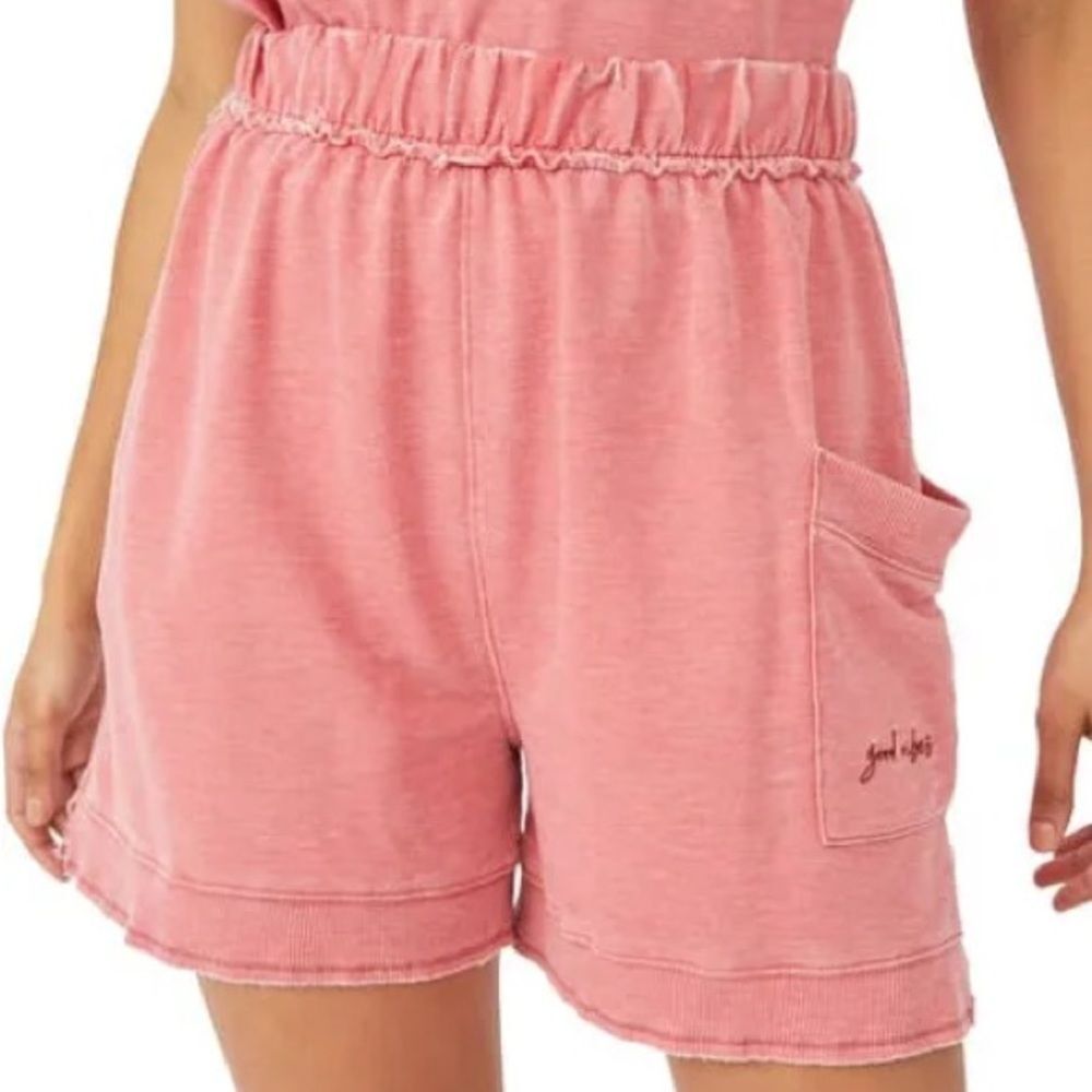 FREE PEOPLE NWT Cozy Cool Girl Short in Rosette - size XS